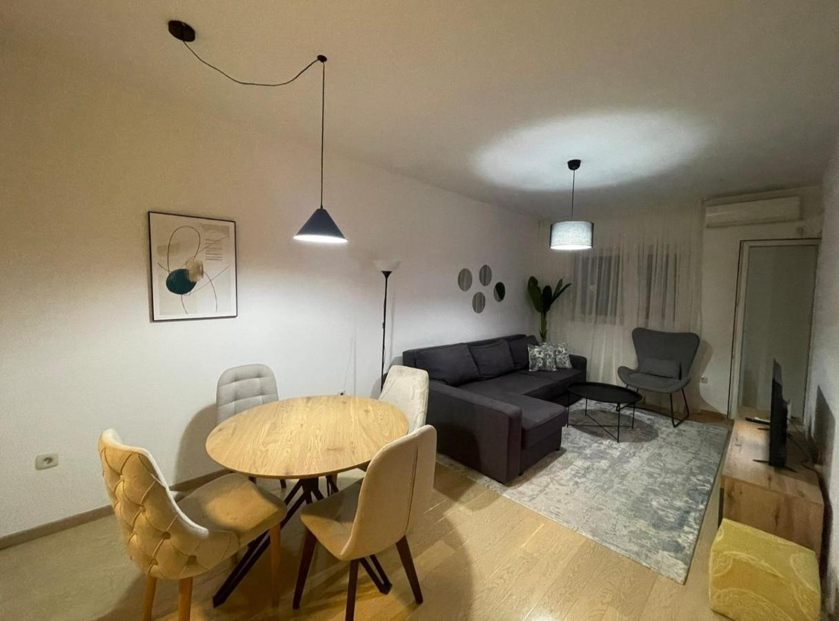 Aura City Apartment Podgorica Exterior photo